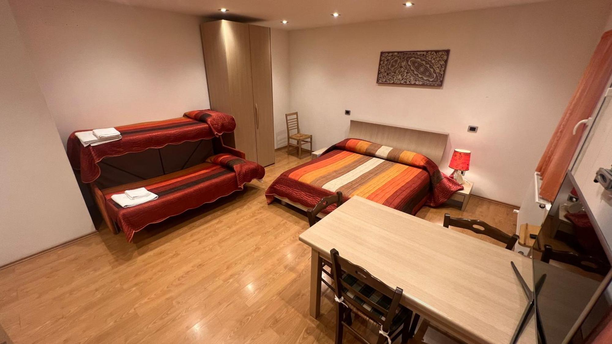 Residence Stefania Cavasso Nuovo Kültér fotó