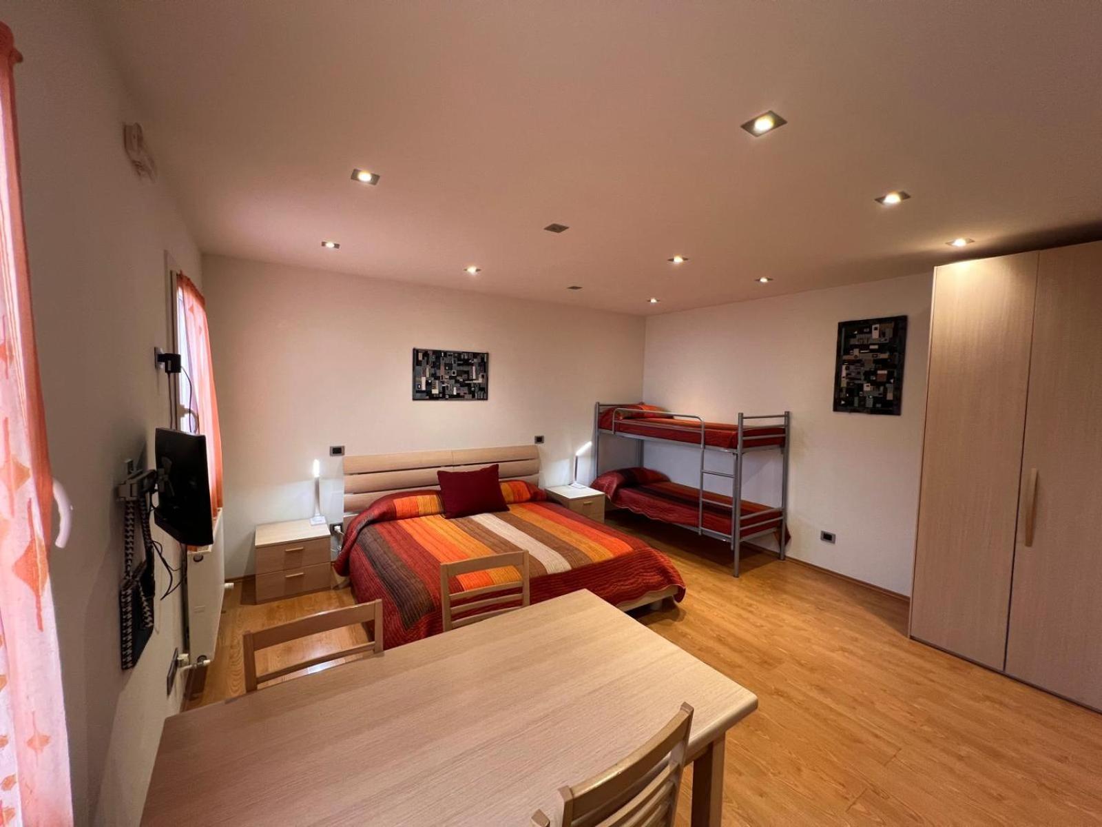 Residence Stefania Cavasso Nuovo Kültér fotó